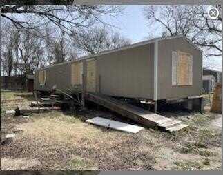 393 Knollwood Road, Knollwood, TX 75092