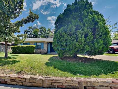 2116 Crockett Drive, Carrollton, TX 75006