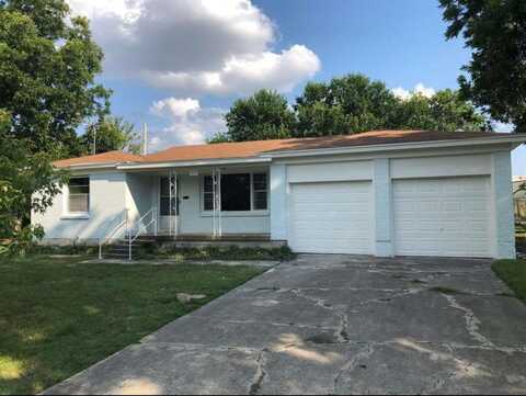 7977 Wyatt Drive, White Settlement, TX 76108