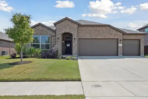541 Dunster Lane, Saginaw, TX 76131