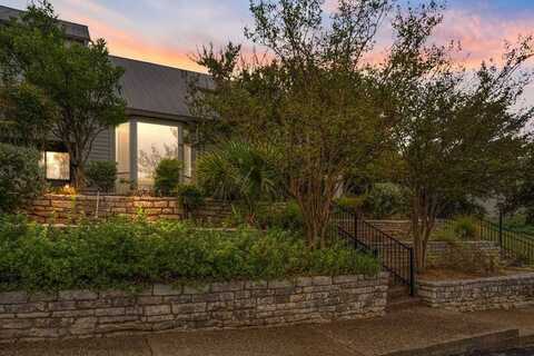 186 World Of Tennis Sq, Lakeway, TX 78738