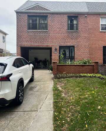 141-37 25th Rd, Flushing, NY 11354