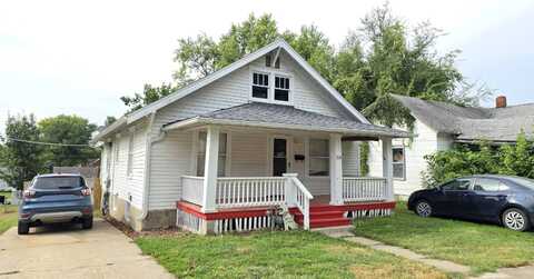 310 E 4th St, Carrollton, MO 64633