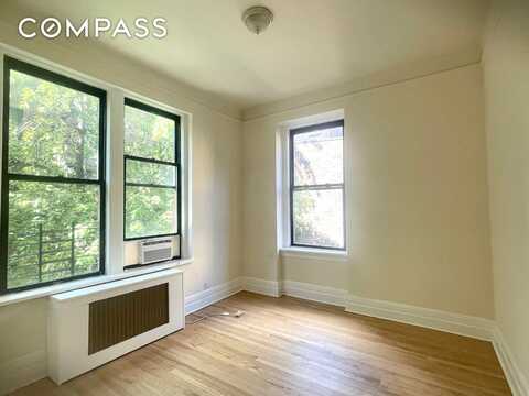 210 West 16th Street, New York, NY 10011
