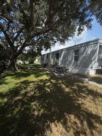 4049 N US HWY 1, Fort Pierce, FL 34946