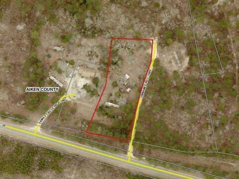 112 Family Circle Rd, Wagener, SC 29164