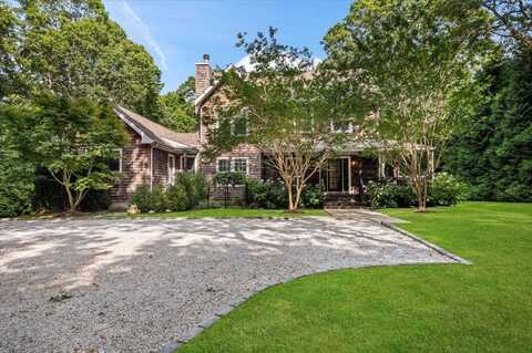 22 WEST GATE RD, Wainscott, NY 11975