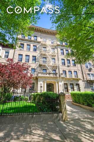 465 Eastern Parkway, Brooklyn, NY 11216