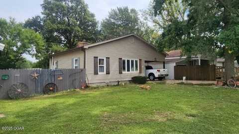 514 N Kansas Avenue, Columbus, KS 66725