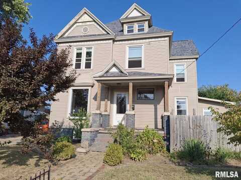 335 S 5TH Avenue, Canton, IL 61520