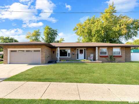 1621 VALLE VISTA Boulevard, Pekin, IL 61554