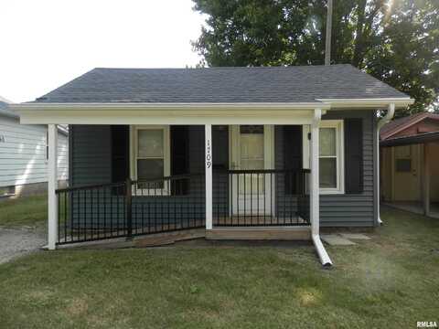 1709 Bateman Street, Galesburg, IL 61401