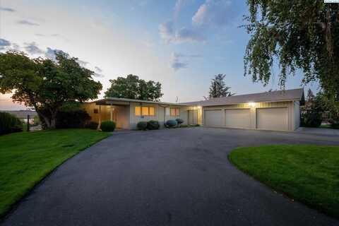 2414 Harris Ave, Richland, WA 99354