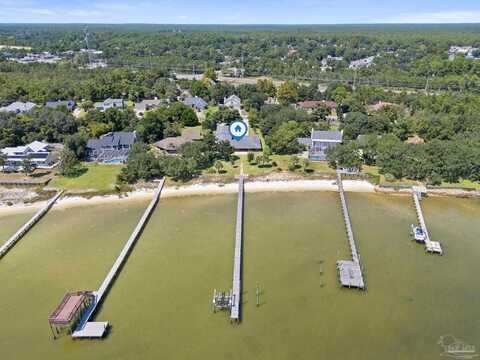 151 Wynnehaven Beach Rd, Mary Esther, FL 32569