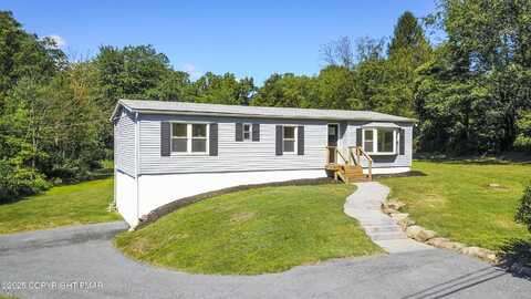 1225 Meyer Drive, Walnutport, PA 18088