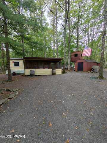 146-148 Clubhouse Drive, Shohola, PA 18458