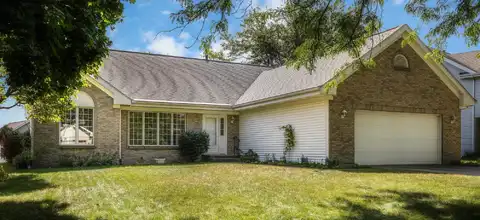 4792 STIRRUP CUP, LOVES PARK, IL 61111