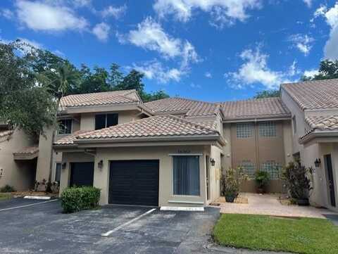16360 Malibu Dr, Weston, FL 33326
