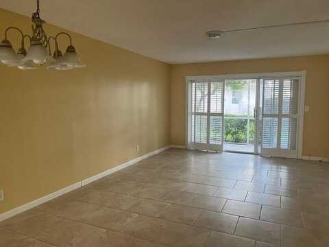 1541 S Ocean Blvd, Pompano Beach, FL 33062