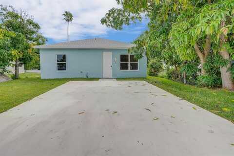 7880 Griswold St, Lantana, FL 33462