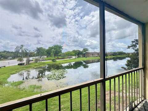 3905 N Nob Hill Rd, Sunrise, FL 33351