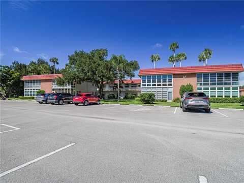 17 Vista Palm Lane unit: 201, Vero Beach, FL 32962