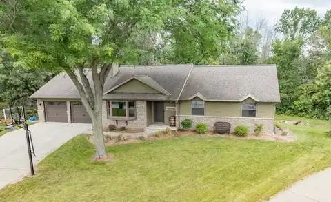 2389 CURTIS Court, GREEN BAY, WI 54311