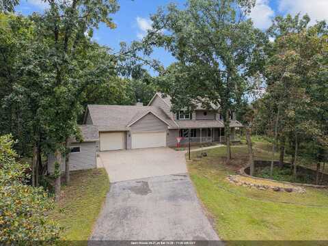 1928 SCARLET OAK Trail, OSHKOSH, WI 54904