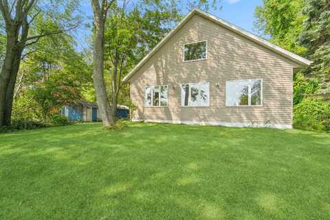 4472 OAKLAND Lane, OCONTO, WI 54153