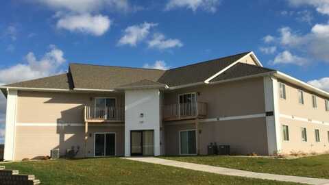 740 Northern Meadows Parkway unit: 204, Menomonie, WI 54751