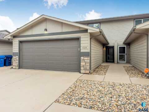 6534 W 6th Pl, Sioux Falls, SD 57107
