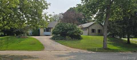 8637 Brazos Court, White Lake, MI 48386