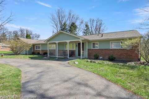 28312 GREEN CASTLE Road, Farmington Hills, MI 48334