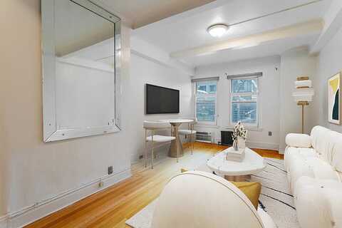 320 East 57th Street, New York, NY 10022