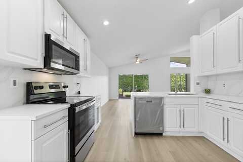 5849 Royal Isles Boulevard, Boynton Beach, FL 33437