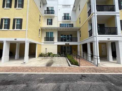 225 S Latitude Circle, Delray Beach, FL 33483