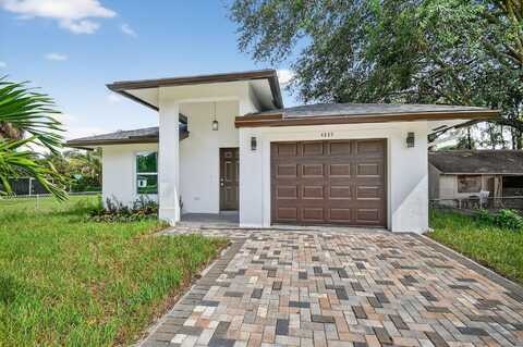 4889 Alberta Avenue, West Palm Beach, FL 33417
