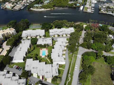 386 Golfview Road, North Palm Beach, FL 33408