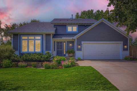 836 Sunrise Drive, Woodbury, MN 55125