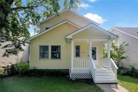 114 Winnipeg Avenue, Saint Paul, MN 55117