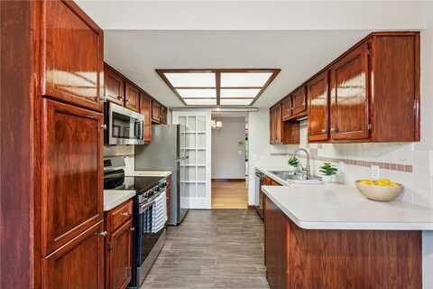 6219 Magda Drive, Maple Grove, MN 55369
