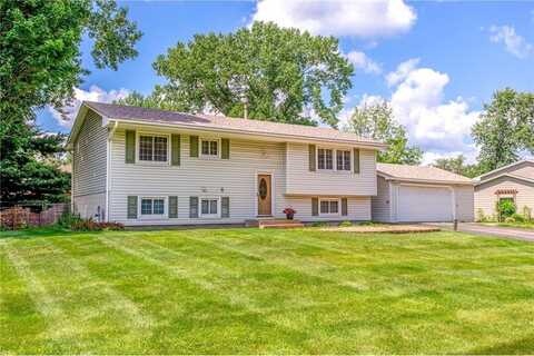 10701 Sunset Road N, Brooklyn Park, MN 55443