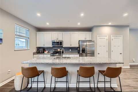 2191 Gateway Hill Road, North Saint Paul, MN 55109