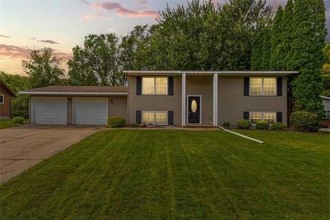 1201 4th Street NW, Waseca, MN 56093