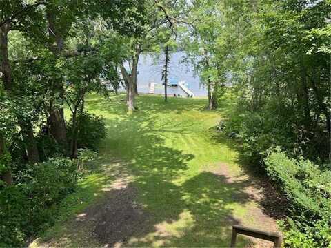 7490 Chanhassen Road, Chanhassen, MN 55317