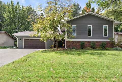 520 River Hills Drive, River Falls, WI 54022
