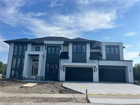 16825 46th Avenue N, Plymouth, MN 55446