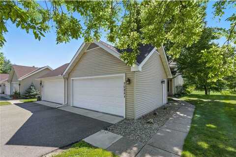 10281 Arrowwood Drive, Eden Prairie, MN 55347