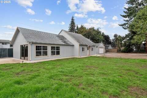 604 HOLMES LN, Oregon City, OR 97045