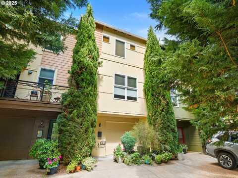 2845 SE SCHILLER ST, Portland, OR 97202